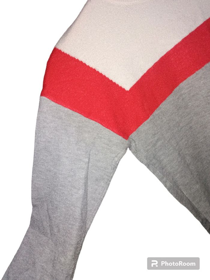 Pull Kiabi 10ans - photo numéro 5