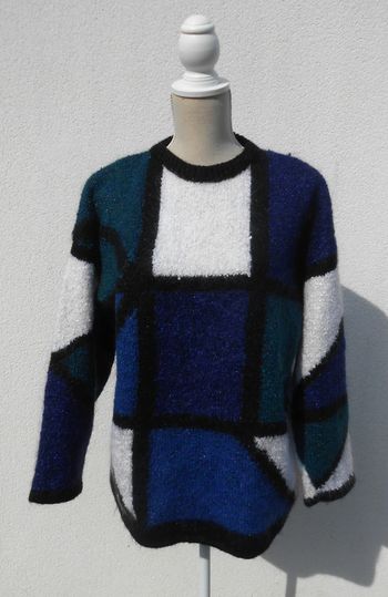 Pull vintage fait main dans un style mondrian