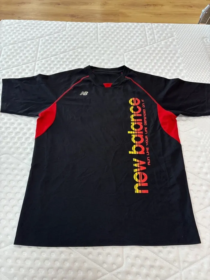 T-shirt de sport pour homme New balance taille L noir