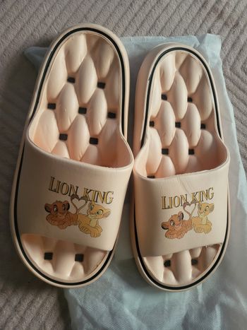 Claquette roi lion Neuf