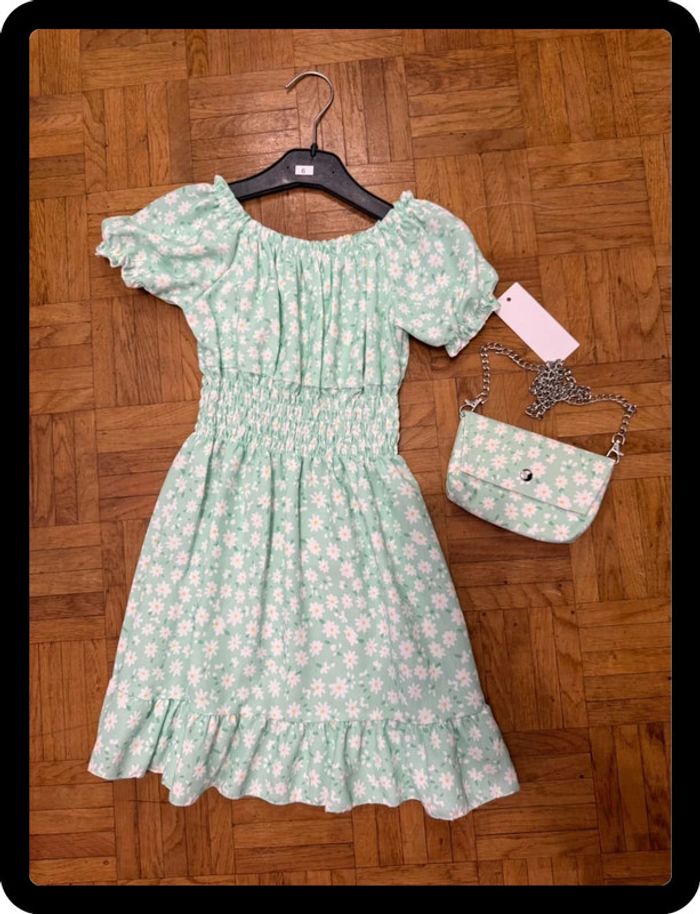 Robe à fleurs verte - photo numéro 3