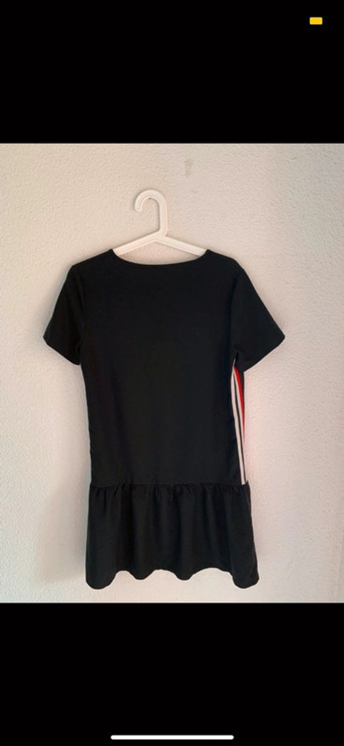 Petite robe noire - photo numéro 6