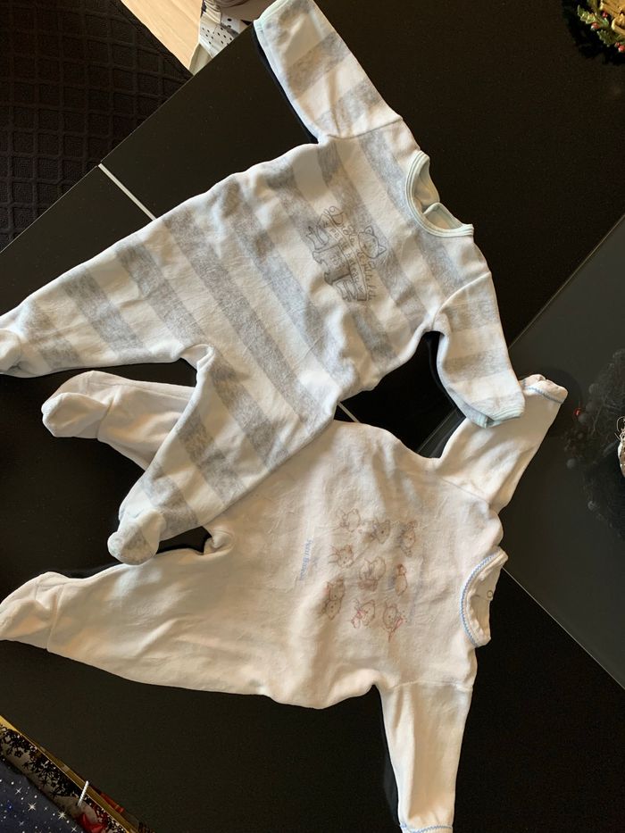 Lot 2 pyjamas velours 3 mois Petit Bateau