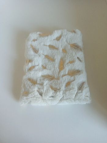 Pochette motif plumes