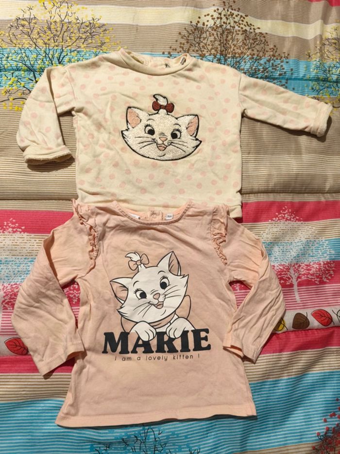 Lot sweat + tee shirt Disney Marie