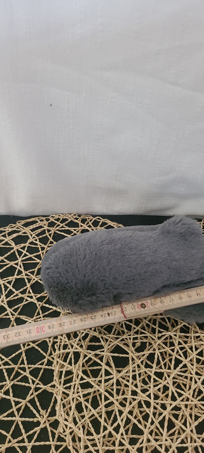 Tout autour du monde Peluche Petit requin - photo numéro 4