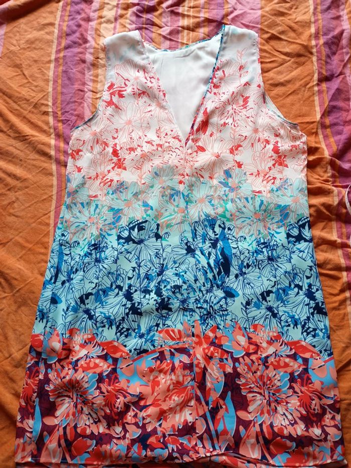 Jolie robe 44/46 - photo numéro 2