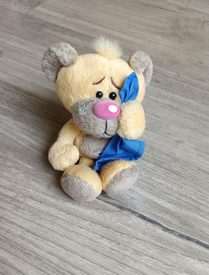Peluche pimboli larme mouchoir collector