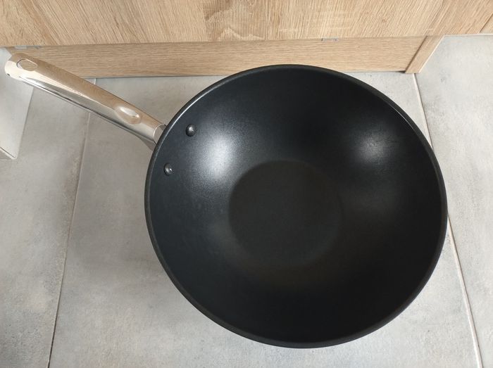 Wok avec couvercle - photo numéro 3