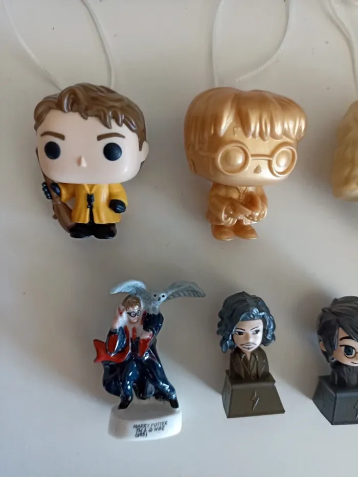 Lot 6 petites figurines Harry Potter - photo numéro 2