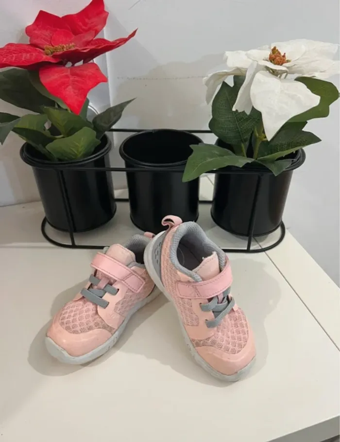 2 paires de Basket, Nike et Décathlon taille 21 - photo numéro 5