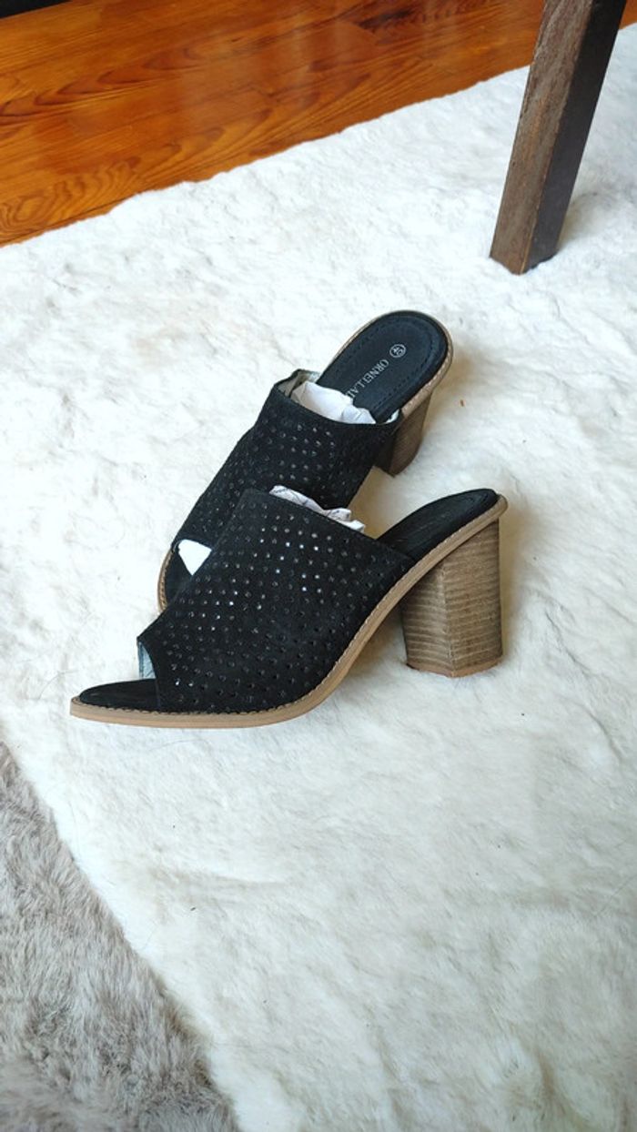 Mule en cuir daim noire talon 8 cm - photo numéro 5