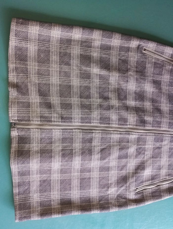 Robe extensible taille L marque voyelles en excellent état - photo numéro 5