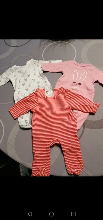Lot de 3 pyjamas en coton 1 mois