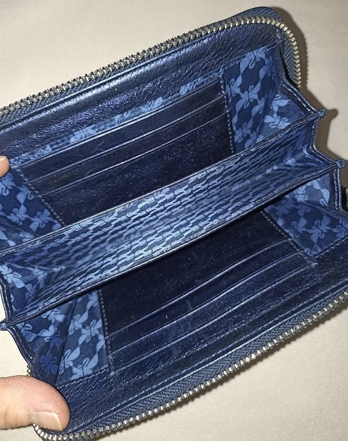 Portefeuille Zippé Swarovski en Cuir Marine - Clous/Strass & Intérieur Papillons! - photo numéro 3