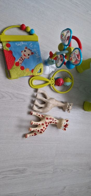 Lot jouets Sophie La Girafe