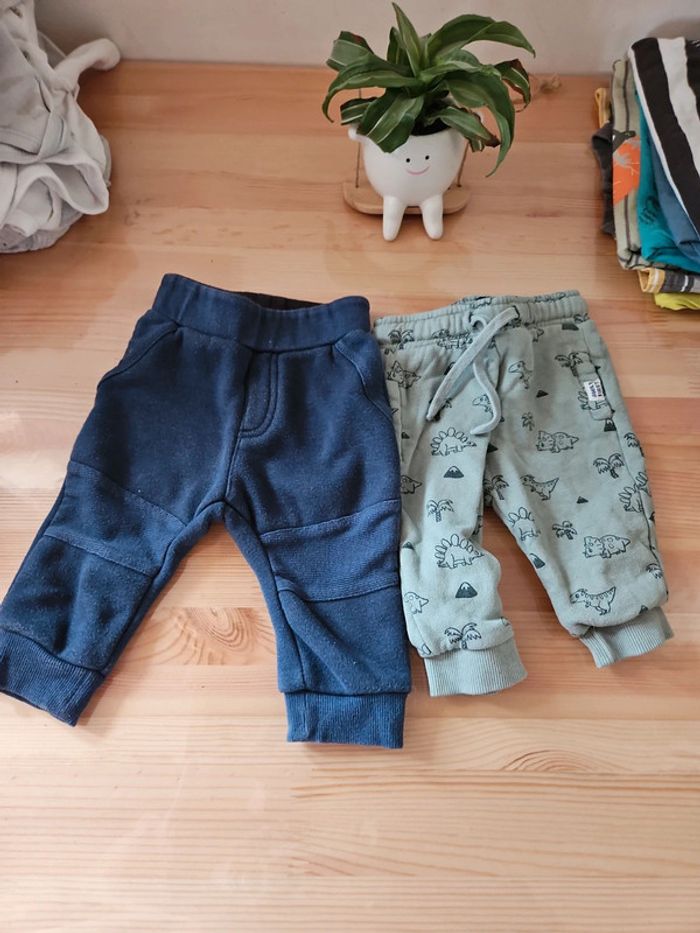 Lot jogging bébé garçon 3mois dinosaure