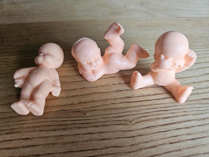 Lot de 3 petits bébés