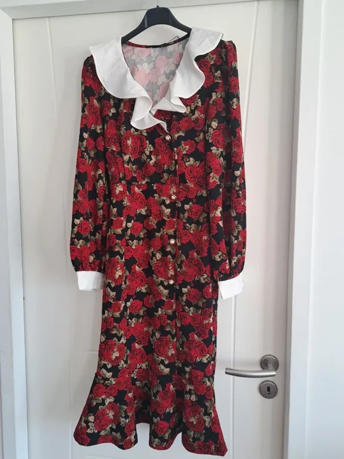 Robe Shein M