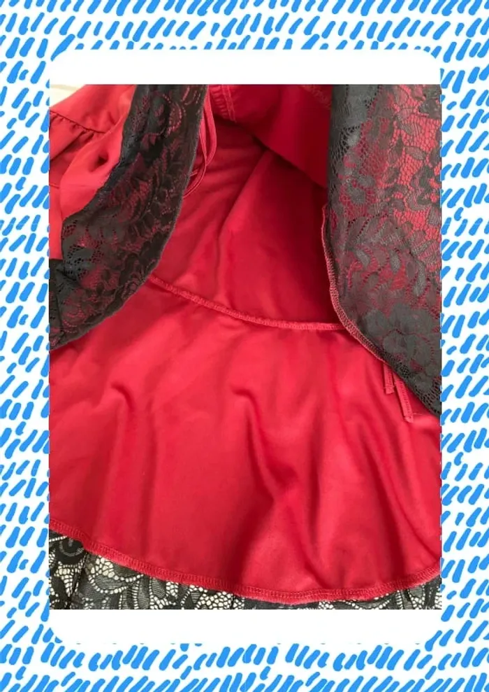 Jupe style année 50 gothique Shein dentelle - photo numéro 4