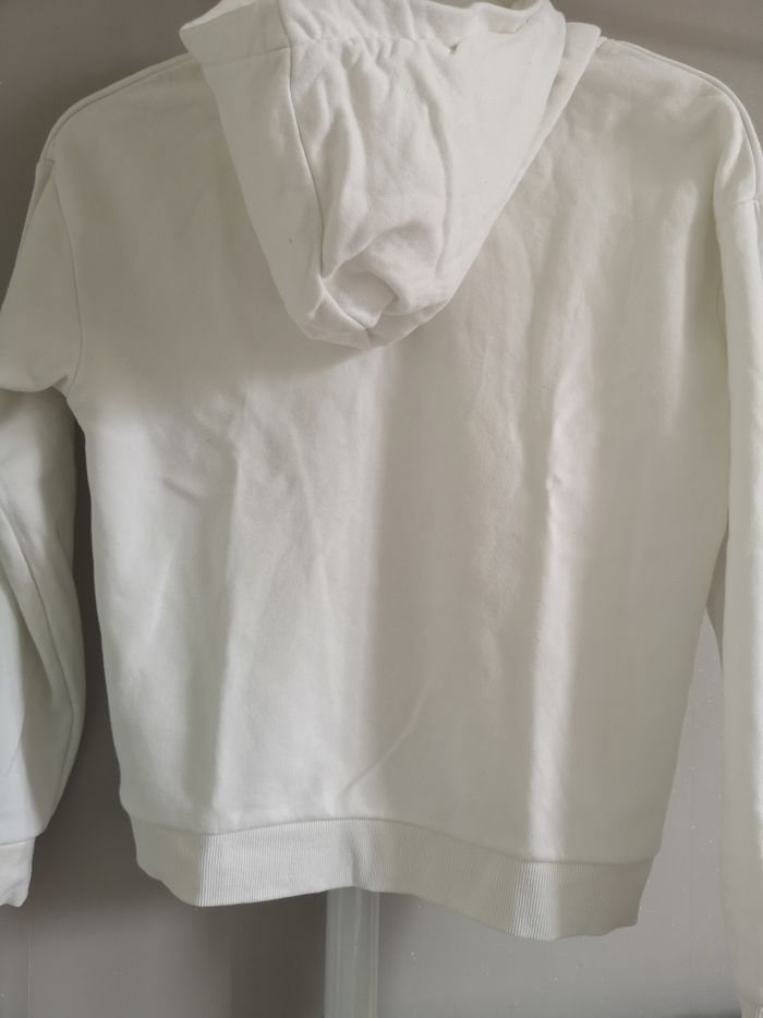 Sweat à capuche TBE - photo numéro 2