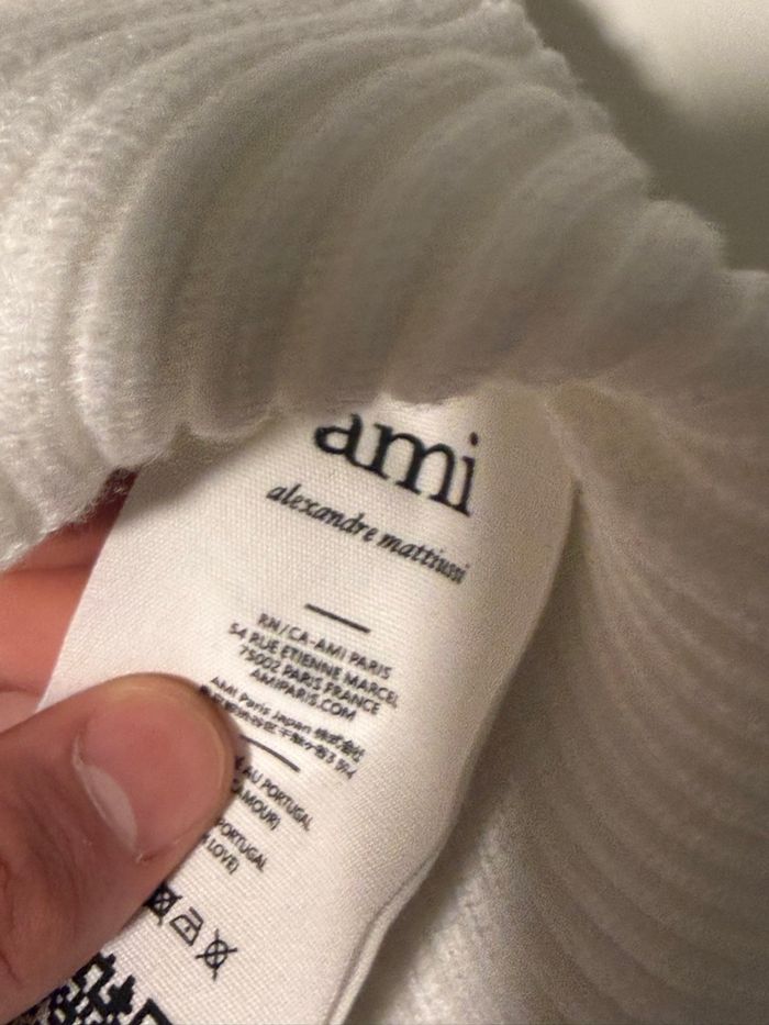 Pulls Ami Taille XL blanc avec le coeur rouge - photo numéro 5