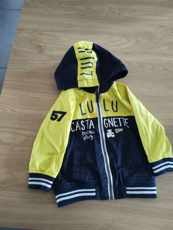 Petit manteau mi de printemps