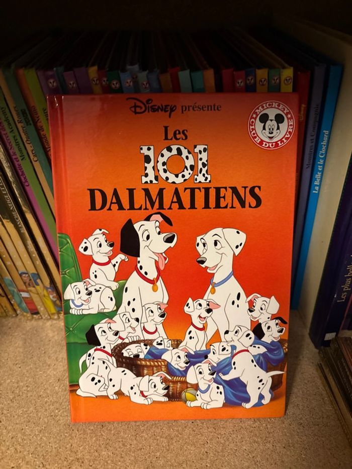 Livres Disney, les 101 dalmatiens