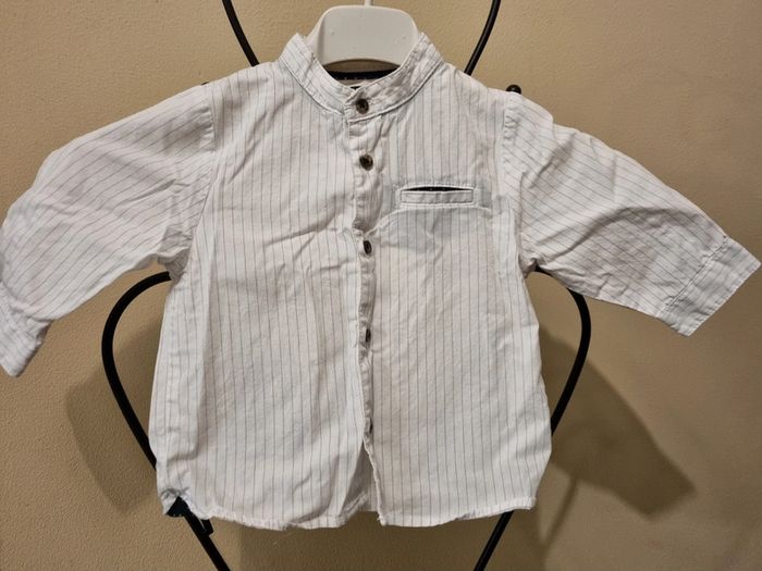 Chemise lignée blanche et beige 9 mois