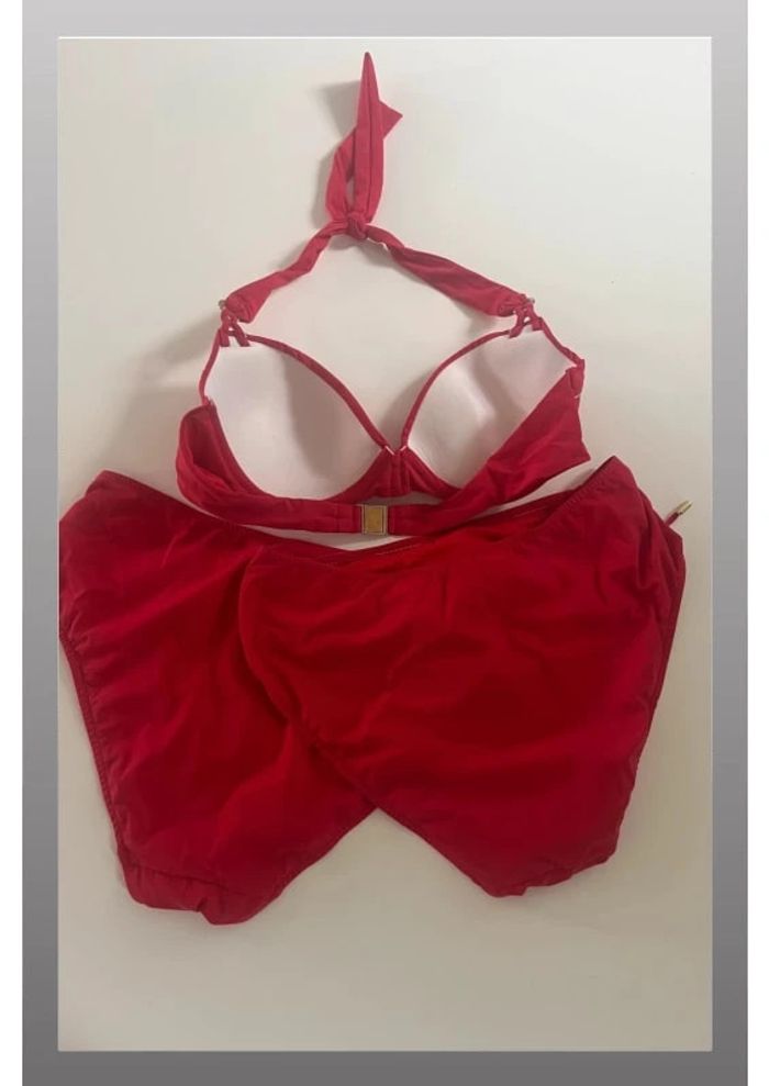 Maillot de bain deux pièces avec deux bas rouge et doré Lise Charmel Taille 42 - photo numéro 2