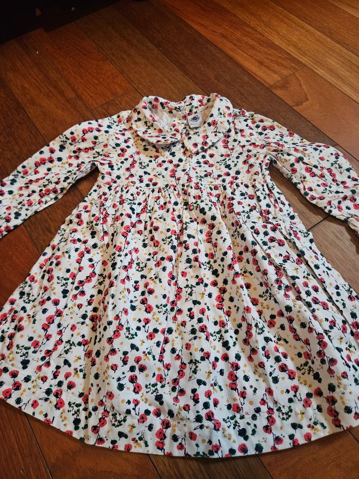 Lot de 3 robes fille printemps/été - photo numéro 4