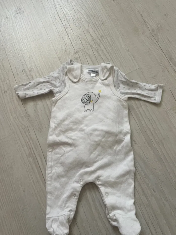 Ensemble vertbaudet 1 mois - photo numéro 2