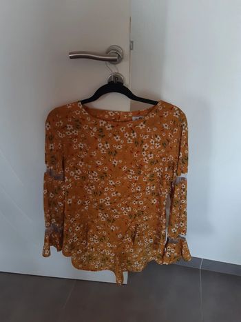 Blouse asymétrique fleurie