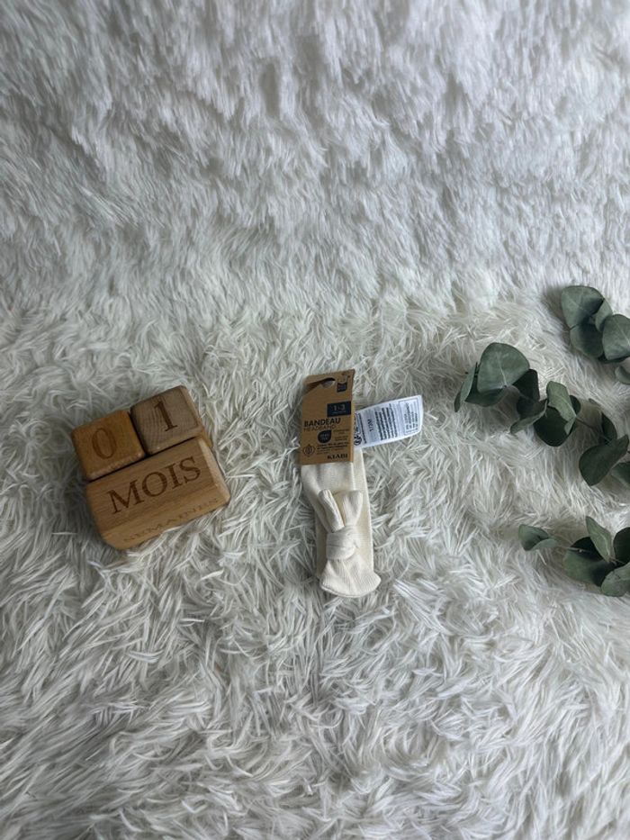Bandeau bébé Kiabi taille 1-3 mois