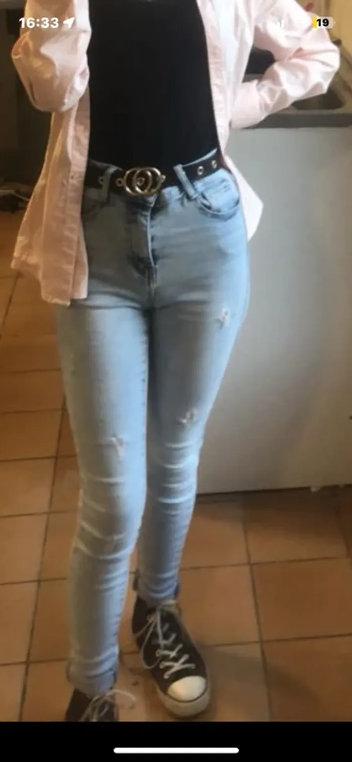Pantalon trouée skinny - photo numéro 3