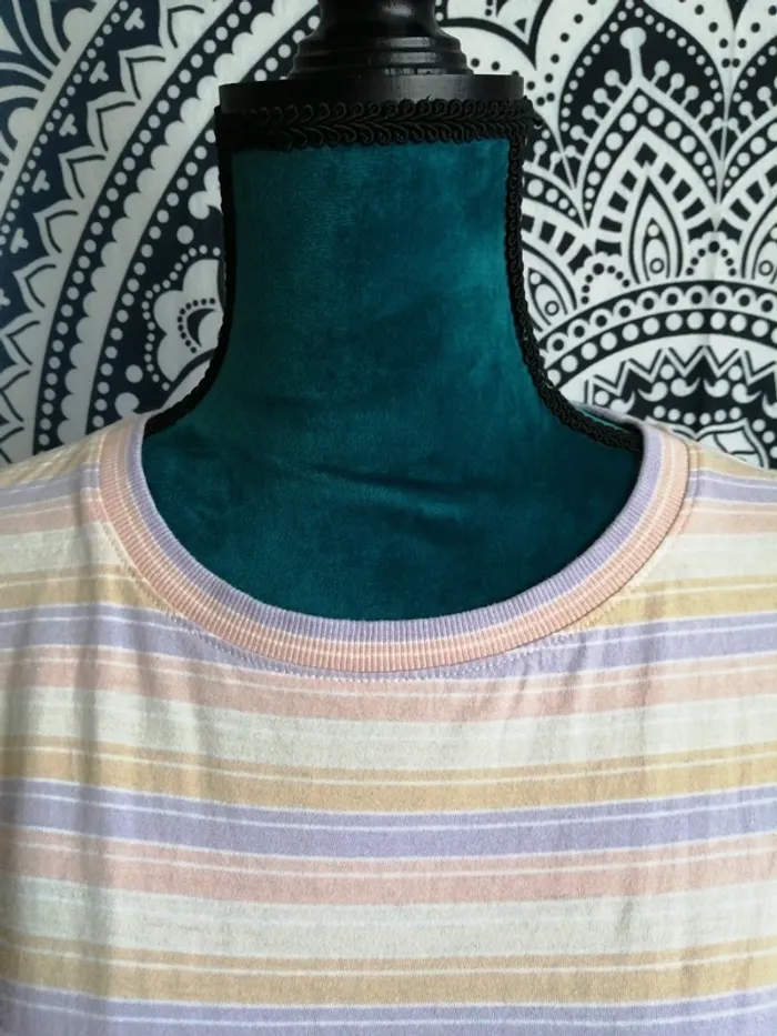 Tee-shirt crop top à rayures pastelles / don't call me jennyfer / (S) - photo numéro 3