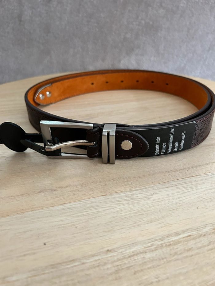 Ceinture en cuir marron taille 105 cm