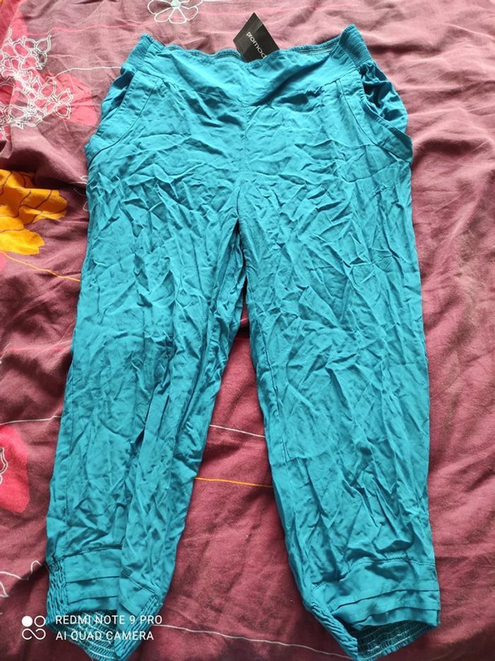 Pantacourt léger t42 neuf promod