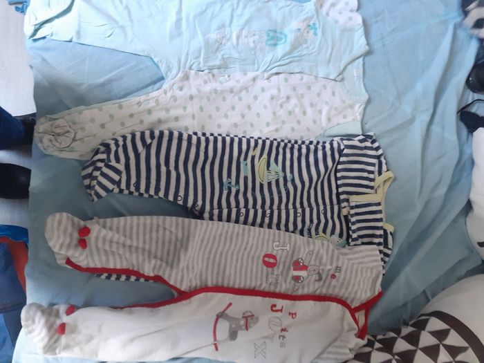 Lot vêtements garçon 9 et 12 mois - photo numéro 4