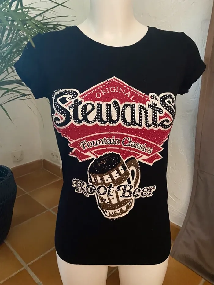 Tee shirt top