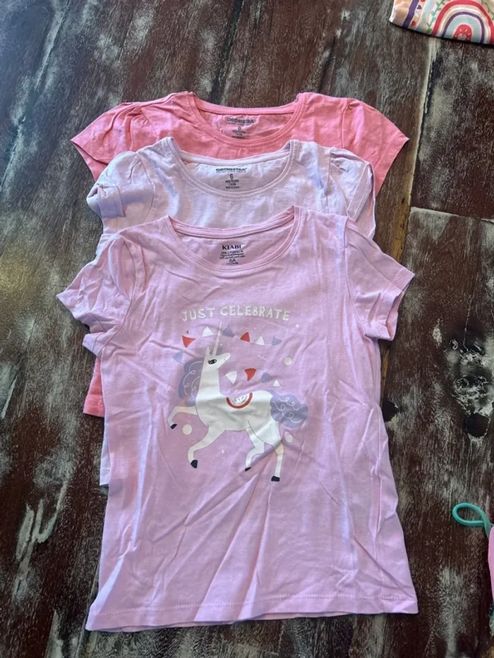 Lot 3 tee shirts