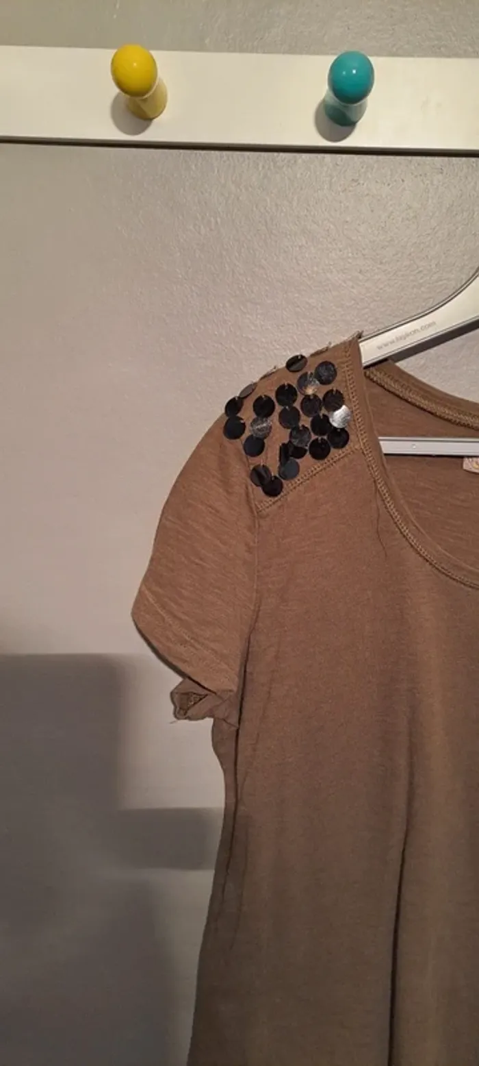 T Shirt marron/kaki - Marque Via 28 - Taille 40 - Bon état. - photo numéro 6