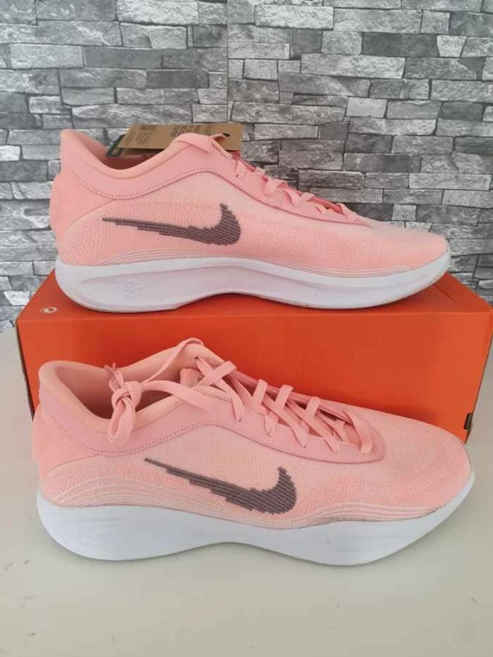 Nike Rose GT Hustle Academy pointure 50,5