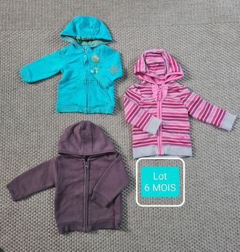 Lot de 3 gilets zippés avec capuche fille - 6 mois