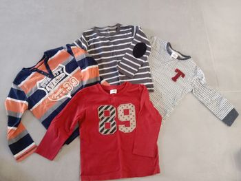 Lot 4 t-shirts