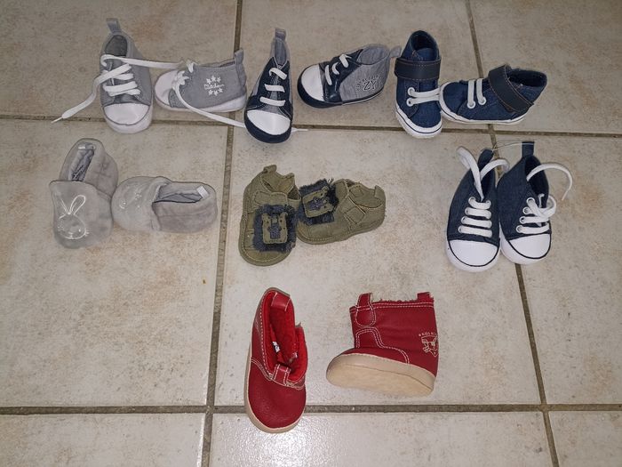 Lot chaussures bébé garçon - photo numéro 2