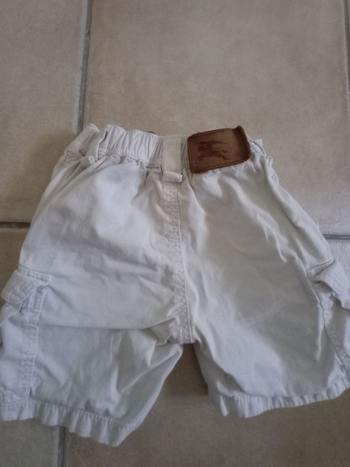 Short Burberry - photo numéro 3