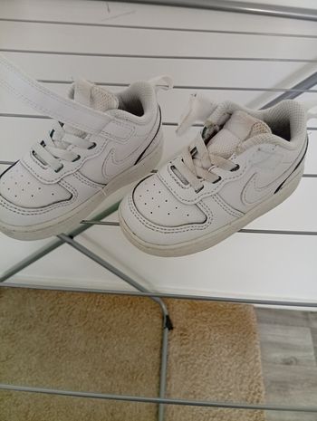 Basket Nike taille 22