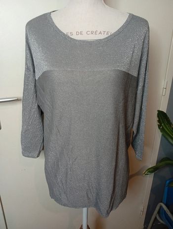 Jolie pull fluide gris argenté taille L