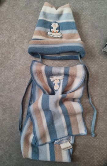 Ensemble bonnet écharpe pingouin 0.3 mois